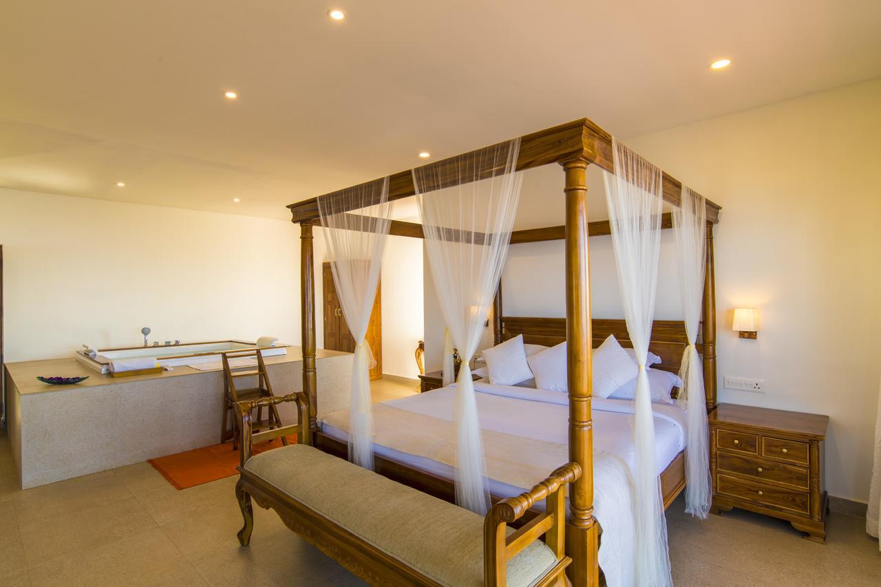 Olive Golden Ridge Resort Chinnakanal Buitenkant foto