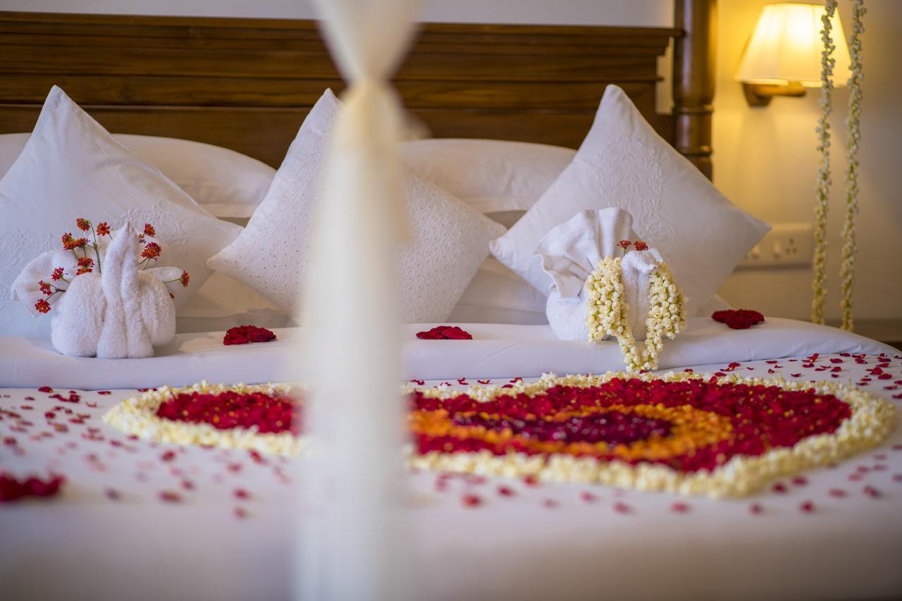 Olive Golden Ridge Resort Chinnakanal Buitenkant foto