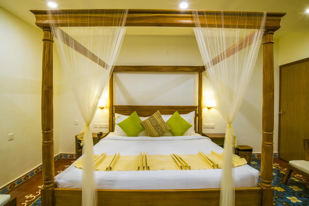 Olive Golden Ridge Resort Chinnakanal Buitenkant foto